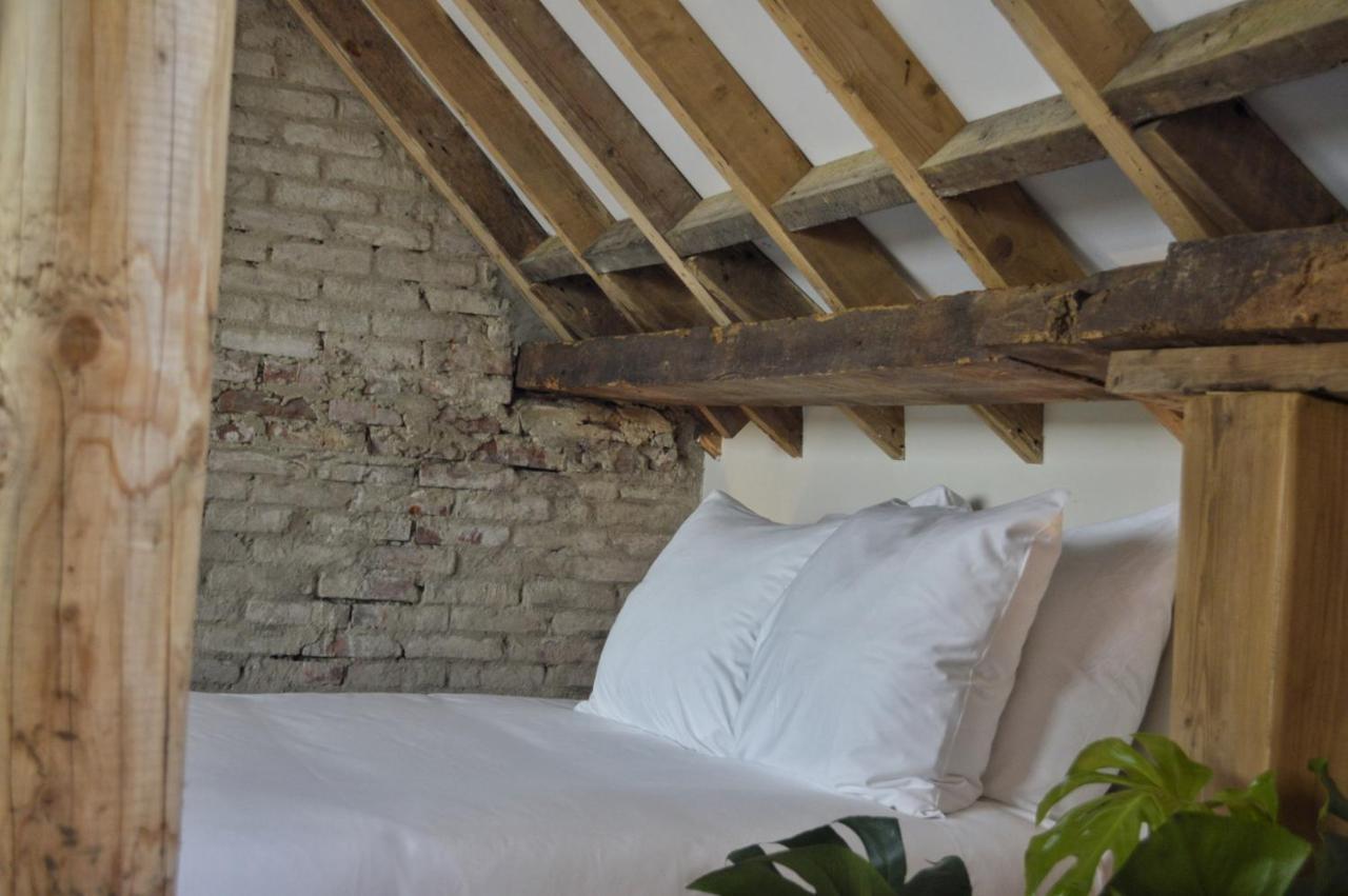 Van Heeckeren Apartments & Suites Buren Buren  Εξωτερικό φωτογραφία